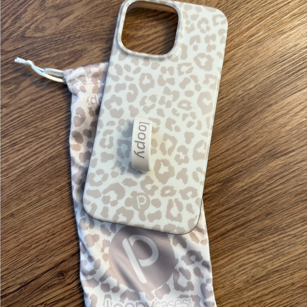 Loopy Beige Leopard Phone Case 16promax